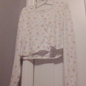 Girls floral long-sleeved button down crop top